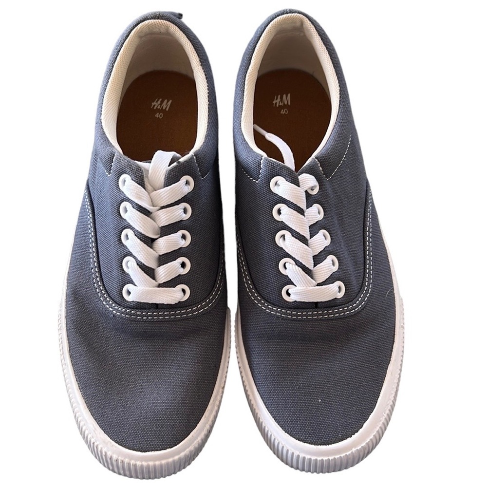 H&M Mens Blue Canvas Shoes - Brand New Size 7.5